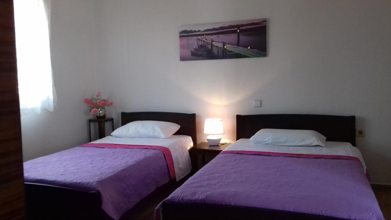Marosrooms